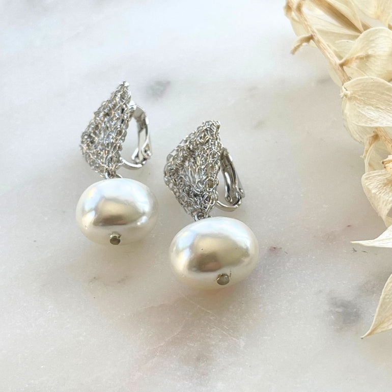 Ohrringe TERESA Clip-Verschluß Mallorca Perlen - Alessandra Schmidt Jewelry