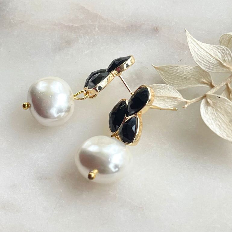 Ohrringe BIANKA mit Mallorca Perlen - Alessandra Schmidt Jewelry