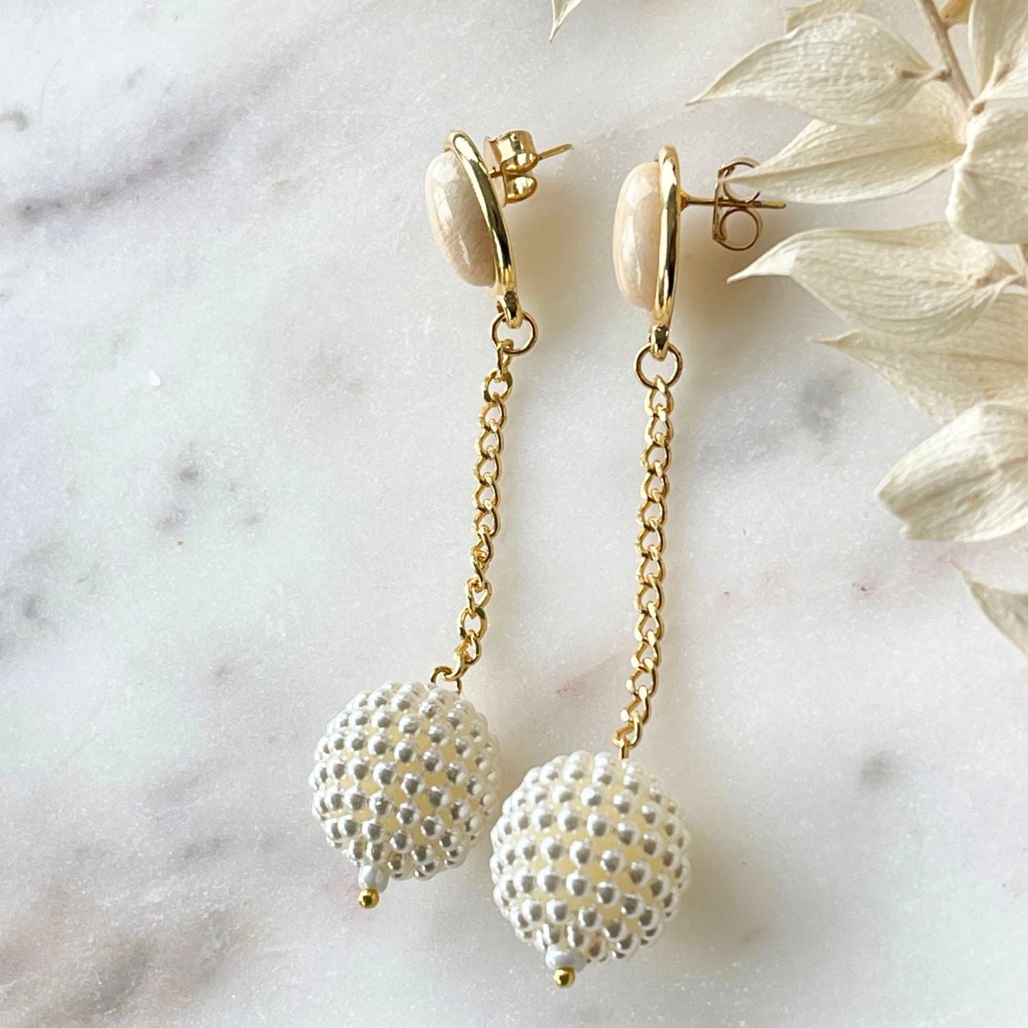 Perlen Ohrringe DAISY - Alessandra Schmidt Jewelry