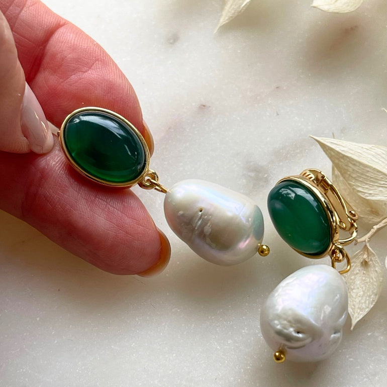 Ohrclips ALEX mit Achat und Barockperlen - Alessandra Schmidt Jewelry