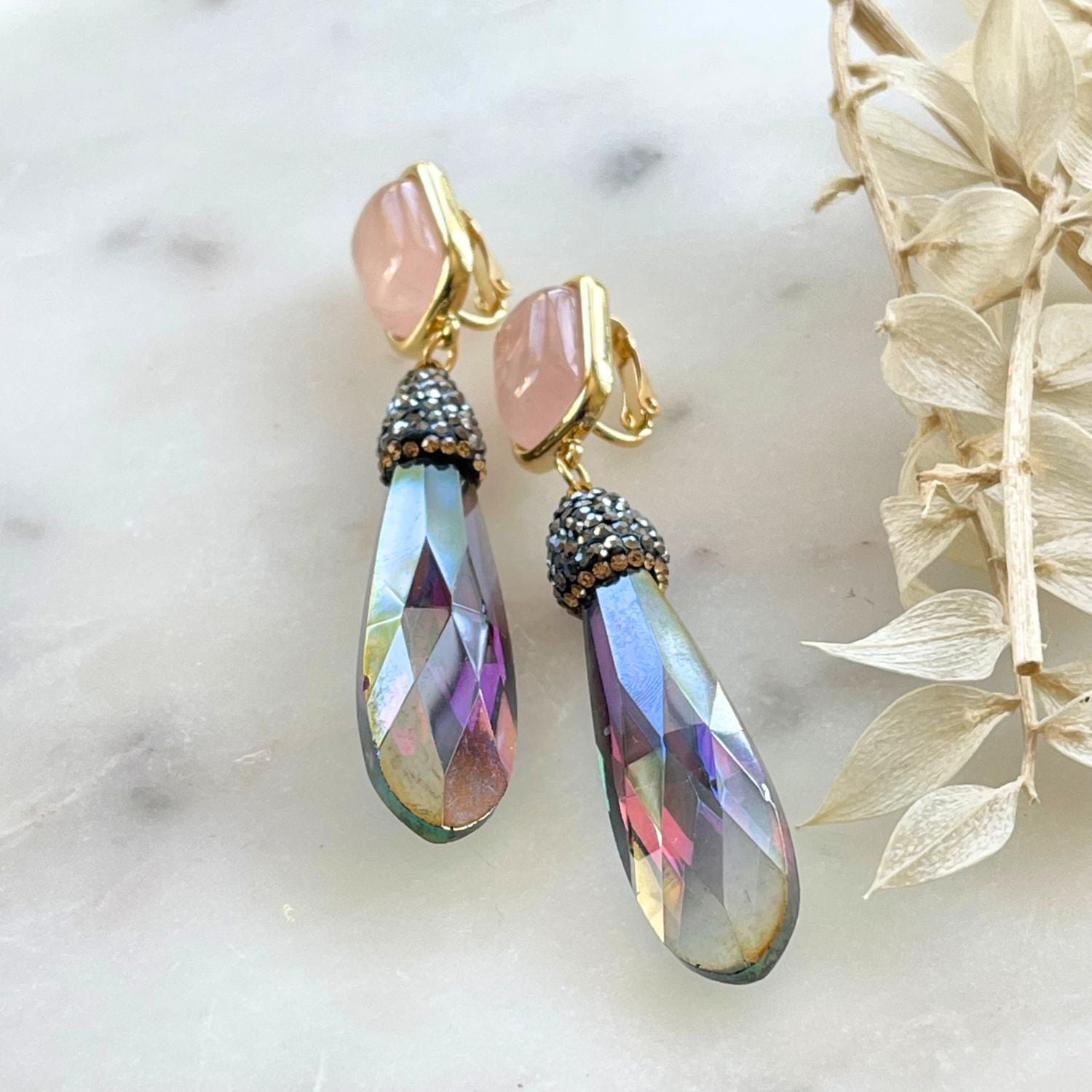 GABRIELLA Statement-Clip-Ohrringe mit Rosenquarz und Kristalle mit Marcasite - Alessandra Schmidt Jewelry