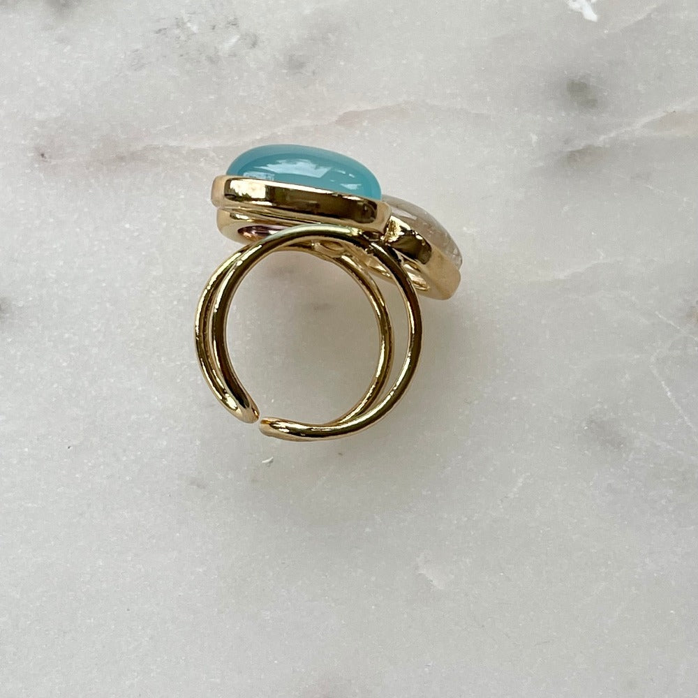 Der Ring "MARIANA" mit Rutil, Amethyst und Achat strahlt pure Eleganz aus. Ein offener, verstellbarer Cocktailring. Dieser Ring ist perfekt für Frauen, die elegante und auffällige Stücke schätze