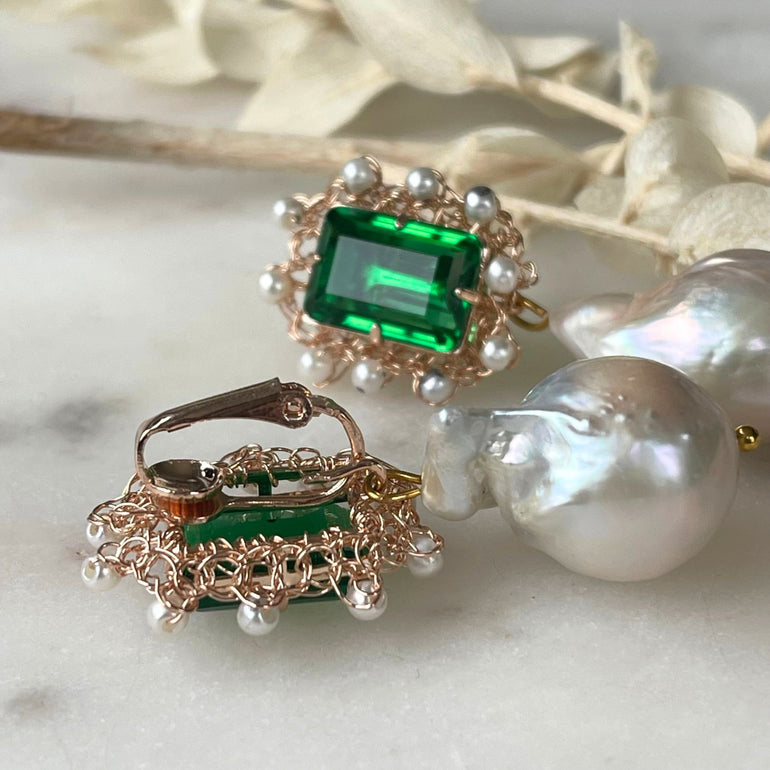 Ohrclips LILIBET mit Barockperlen - Alessandra Schmidt Jewelry