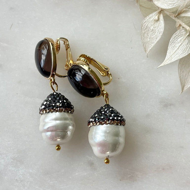 Ohrringe mit Obsidian, Perlen und Markassite - Länge: 4,2 cm - Mit Clips-Verschluß - Auch als Ohrstecker erhältlich - Kombination aus Obsidian, Perlen und Markassite für einen einzigartigen Look